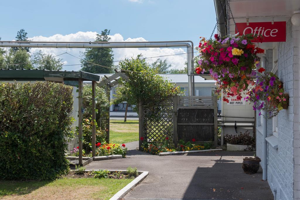 Cleveland Thermal Motel Rotorua Exterior photo